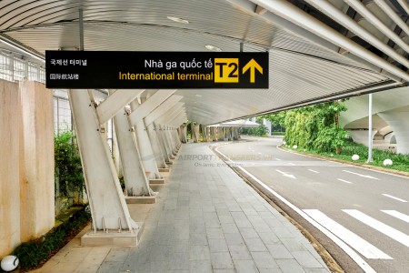 Clear meeting guidance for your taxi from Da Nang Airport at the international T2 arrivals area
