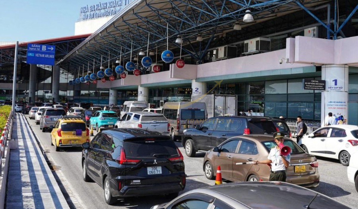 Airporttransfer.vn provides reliable Hanoi Noi Bai private transfer with fixed pricing, clean vehicles, professional drivers and 24/7 support