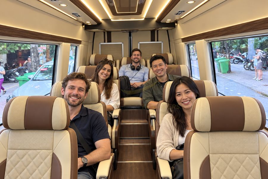 Transfer from Ho Chi Minh to Cu Chi Tunnels by private car suits couples, families and private groups
