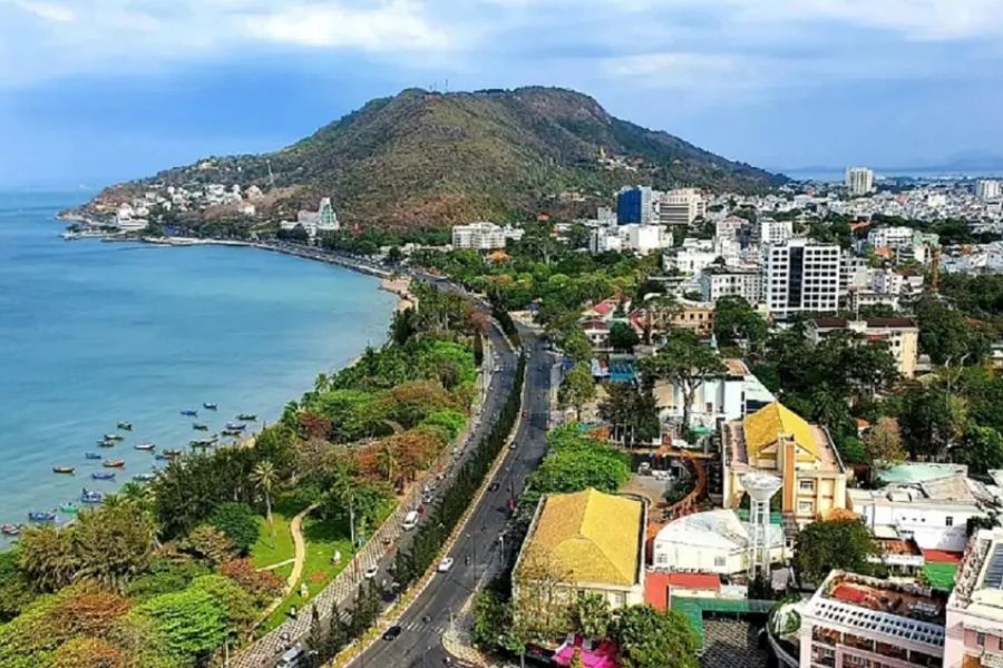 Choose a transfer from Saigon to Long Hai based on hotel pickup, airport arrival or return plans